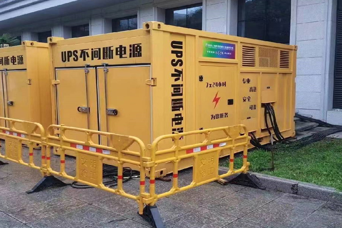 龙门镇发电机租赁施工现场